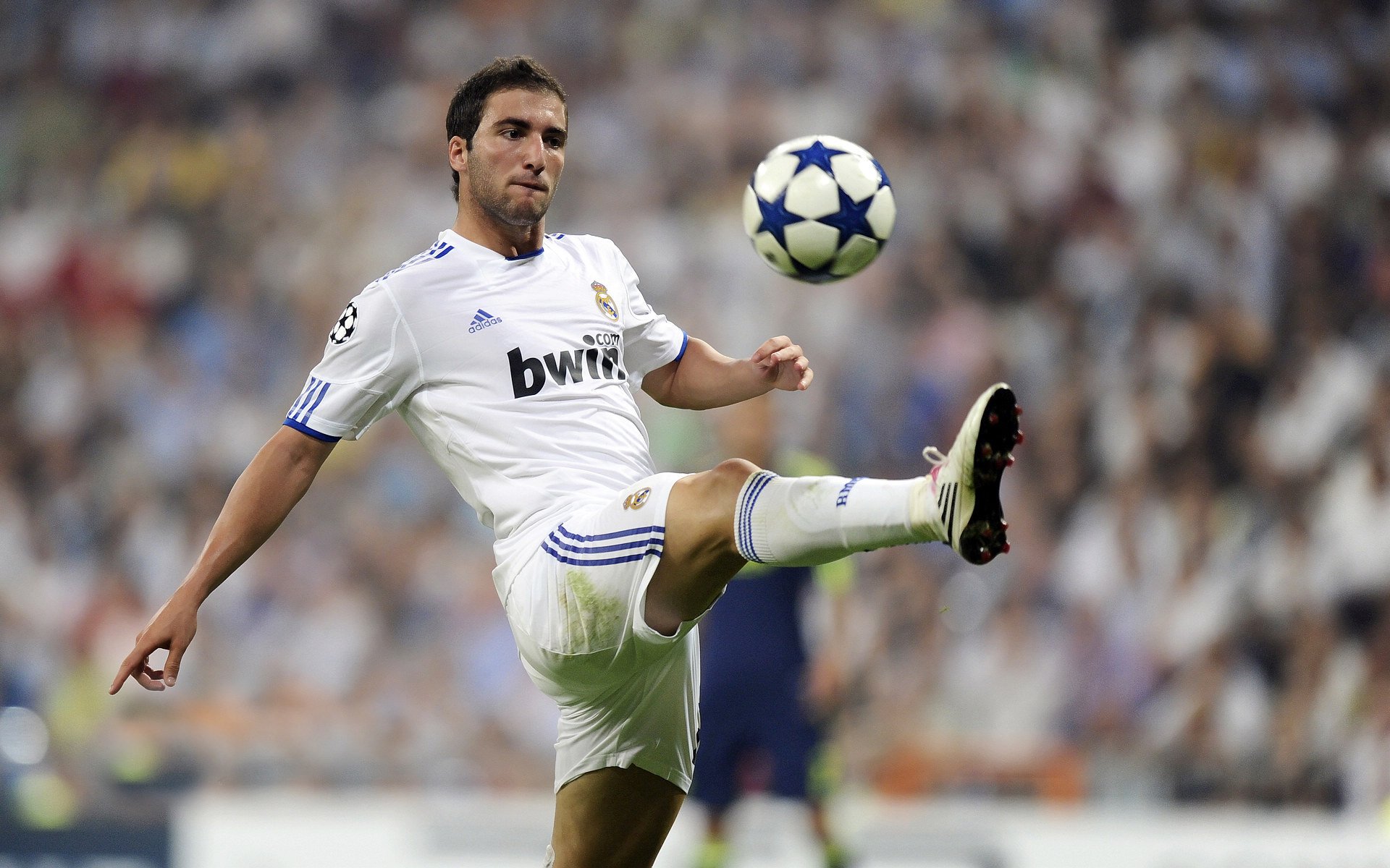 开云在线直播-梅开二度，哈兰德当选曼城vs伯恩茅斯英超官方&amp;队内全场最佳，哈兰德曼联转会费